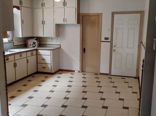 1834 Geneva St, Racine, WI 53402