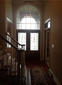 3rd image of 3076 Canterbury Dr