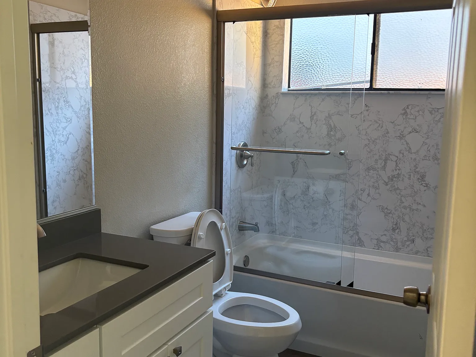 4 bed, 1666 sqft, $2,650 — Photo 4