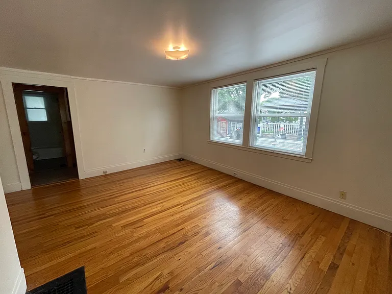 56 Winthrop St #2 — Photo 4