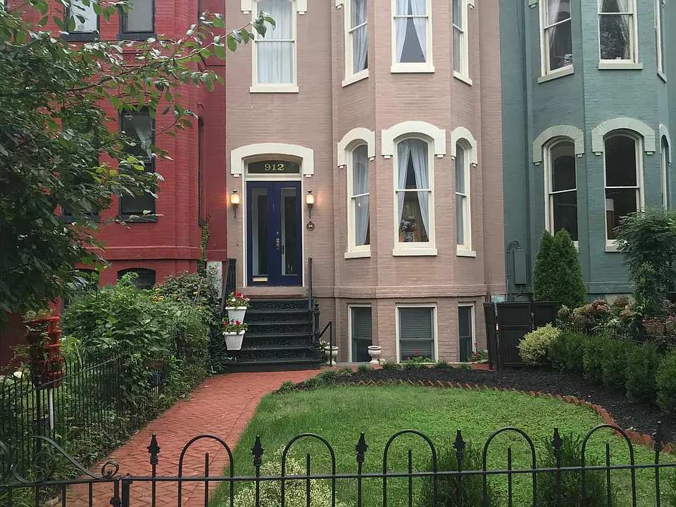 Front of the house with a private entrance to the apartment