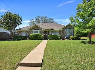 1845 Elm Creek Dr, Garland, TX 75040