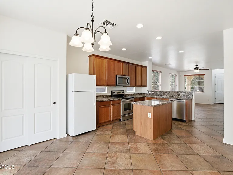 4157 E Santa Fe Ln — Photo 15