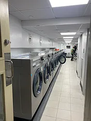 Rented by R New York