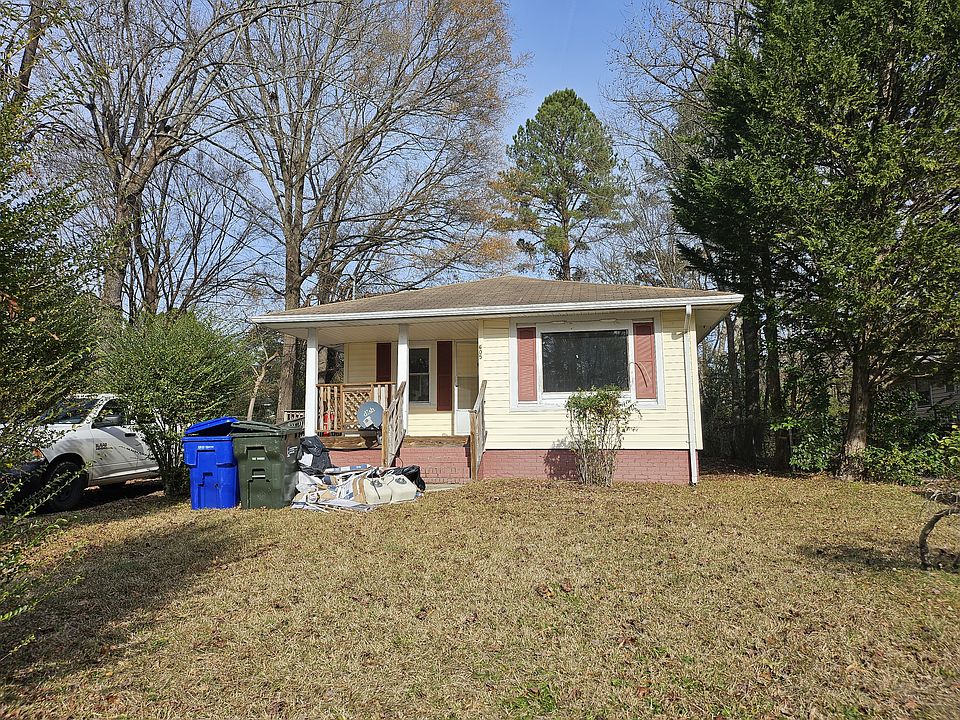 1st image of 605 McNair St