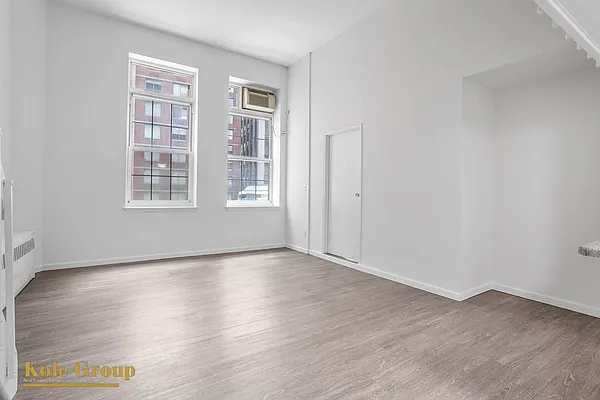 Rented by Kole Group | media 18