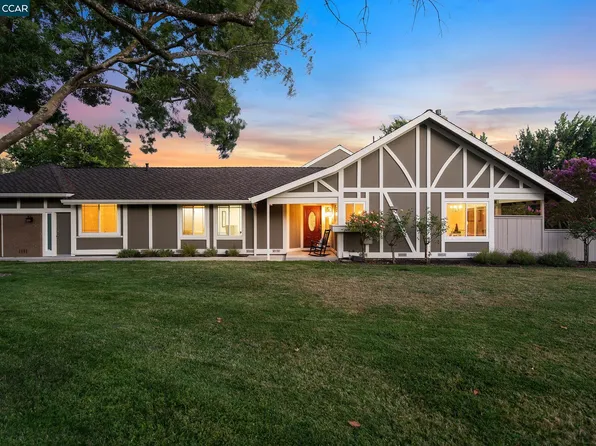 712 Lakeside Ct, Danville, CA 94526