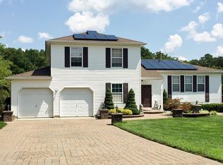 19 Hummingbird Way, Jackson, NJ 08527