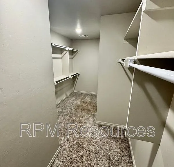 8401 NW 162nd St — Photo 16