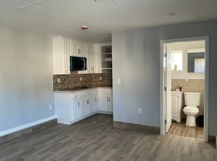 3229 Locust Ave, Long Beach, CA 90807