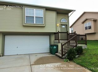 519 Andypaul Ct, Raymore, MO 64083