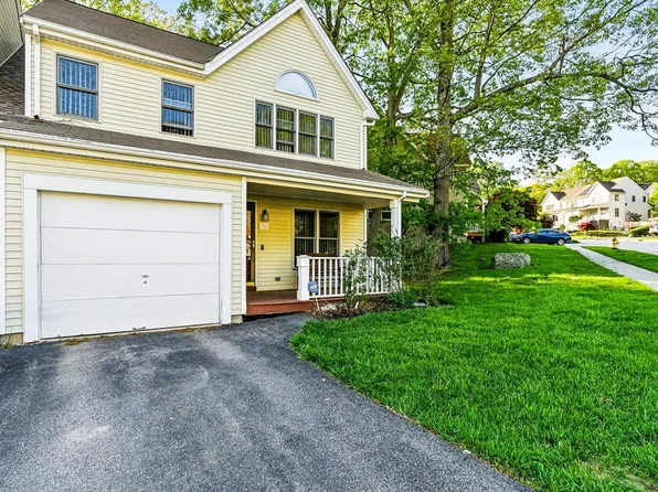 36 Midgley Ln, Worcester, MA 01604