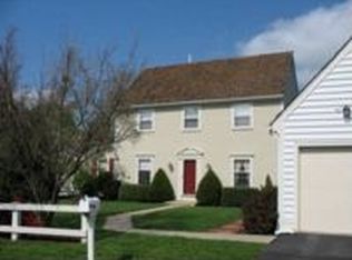 1 Meadowgate Cir, Gaithersburg, MD 20877