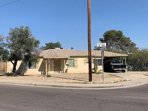 9201 N 2ND DR CORNER LOT