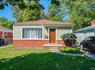 18429 Gillman St, Livonia, MI