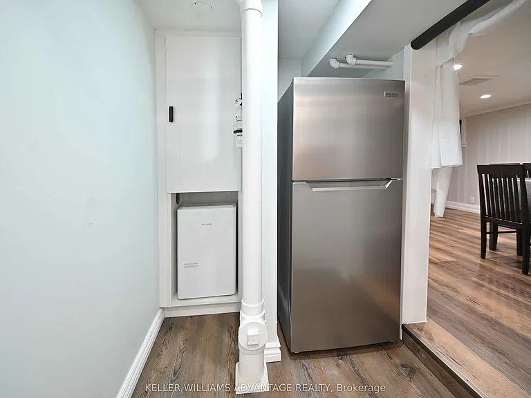 1335 Woodbine Ave — Photo 6
