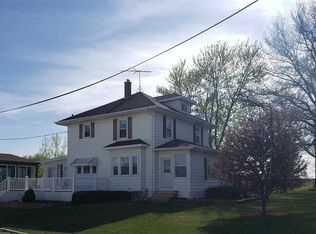 3338 E Mount Vernon Rd, Waterloo, IA 50703