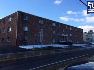 Fox Chase Apartments, Jenkintown, PA 19046