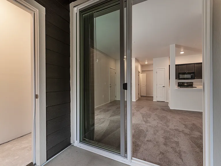 Studio 665 Sq Ft Studio 665 Sq Ft