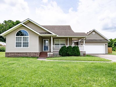 423 Honeysuckle Lane, Monett, MO, 65708