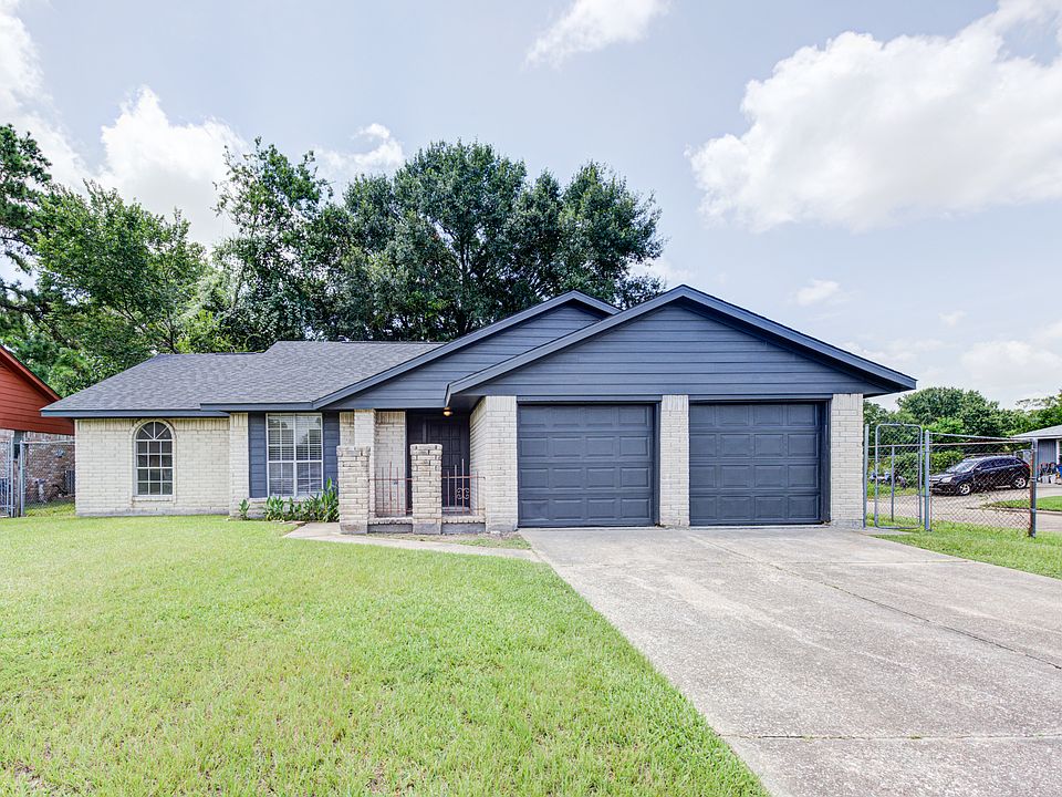1st image of 2035 Deerhurst Ln