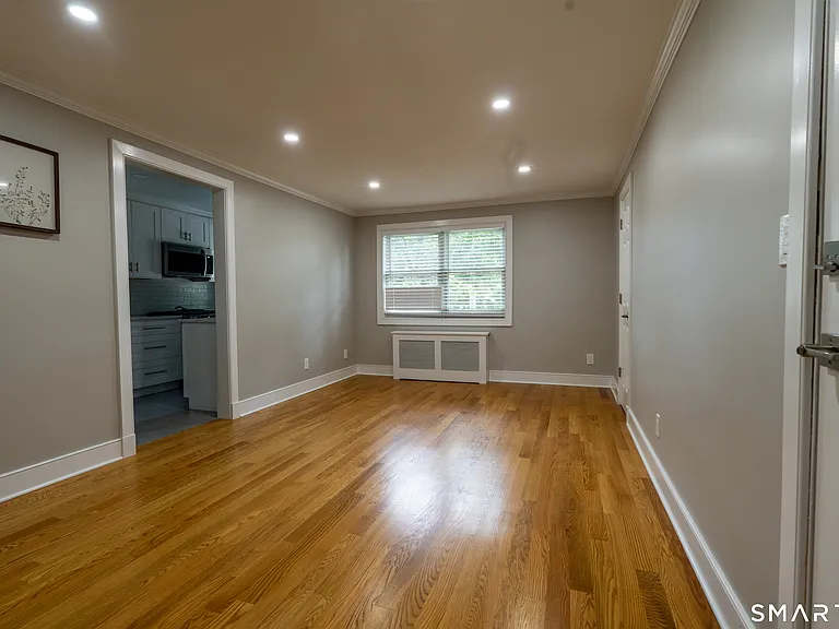 66 Courtland Ave #C4 — Photo 2
