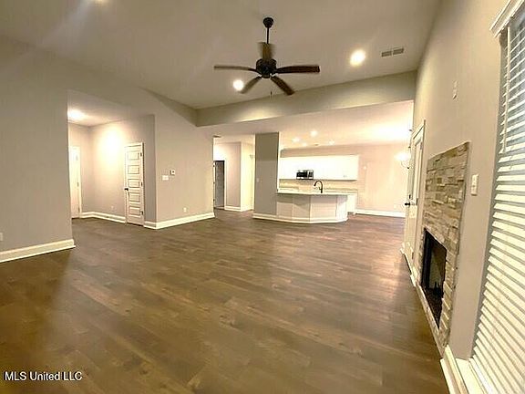 2nd image of 1930 Smart Rd