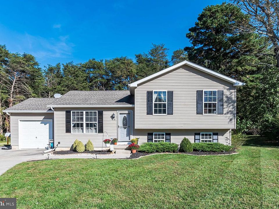 1st image of 416 Taylor Ln
