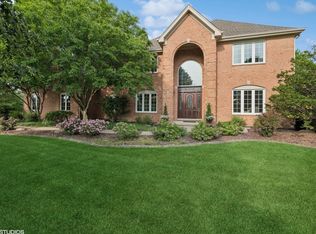 25397 N North Bridge Rd, Lake Zurich, IL 60047