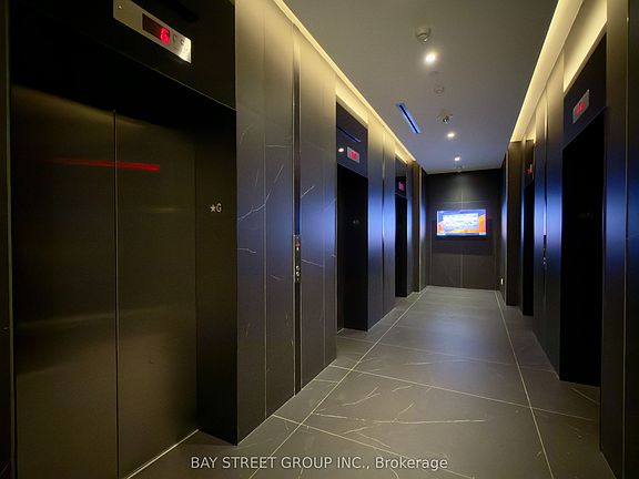 3rd image of 20 Edward St #1119
