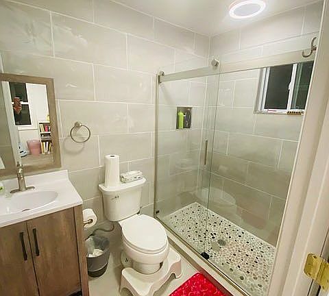 3rd image of 510 Abney St