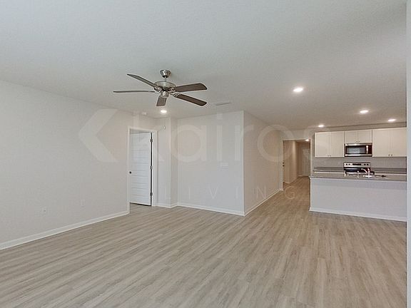 3rd image of 300 Monarch Ln