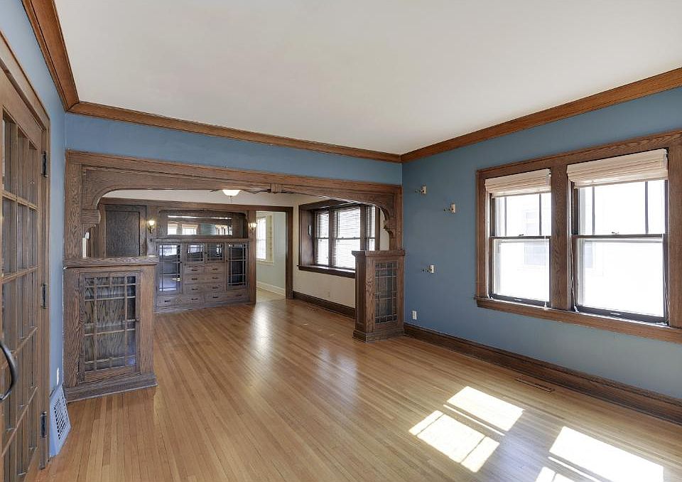 1st image of 3646 Logan Ave N