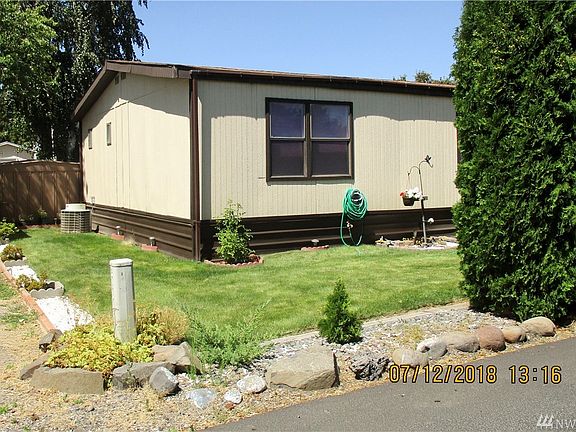 4th image of 4815 Airway Dr NE Unit 115
