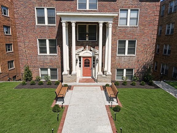 5th image of 44 Academy Ave APT 8