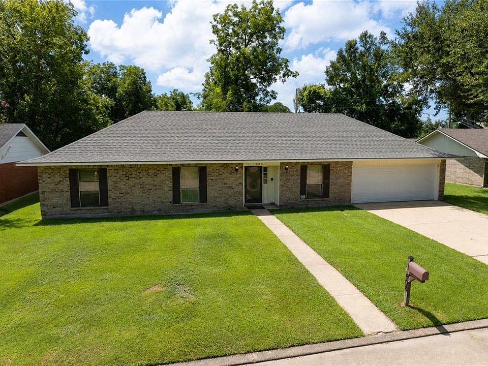 1st image of 608 Osiris St