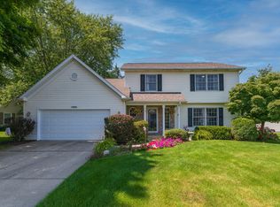 7464 Saint George Cir, Portage, MI 49024