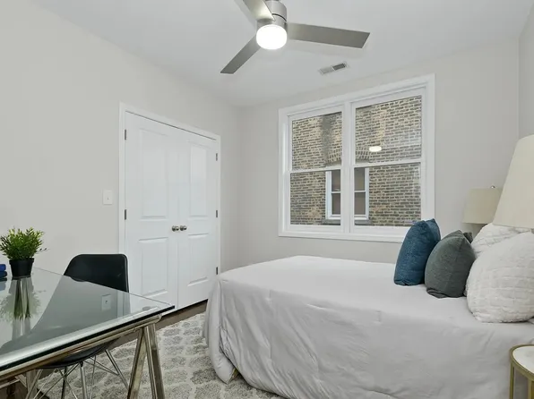 6832 S Cornell Ave #2, Chicago, IL 60649