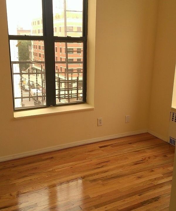 1st image of 137 E 116th St APT 4B