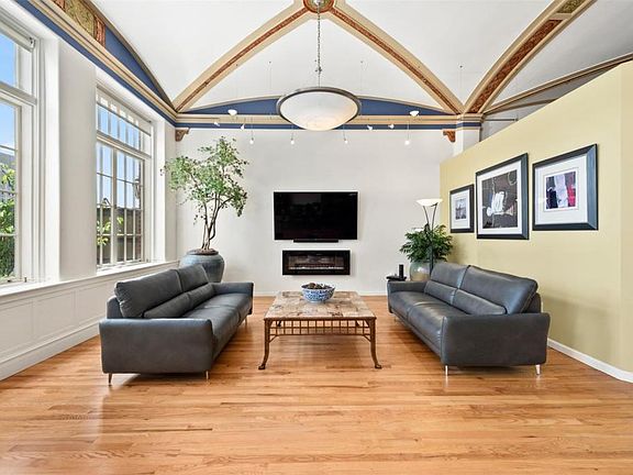 4th image of 1555 California St APT 503