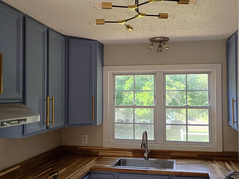 4901 Regent Rd — Photo 5