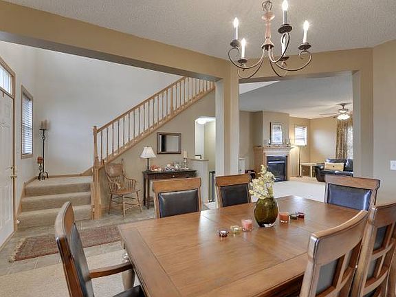 3rd image of 2129 Sandhill Dr