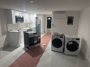119 E 29th St #1, Brooklyn, NY 11226