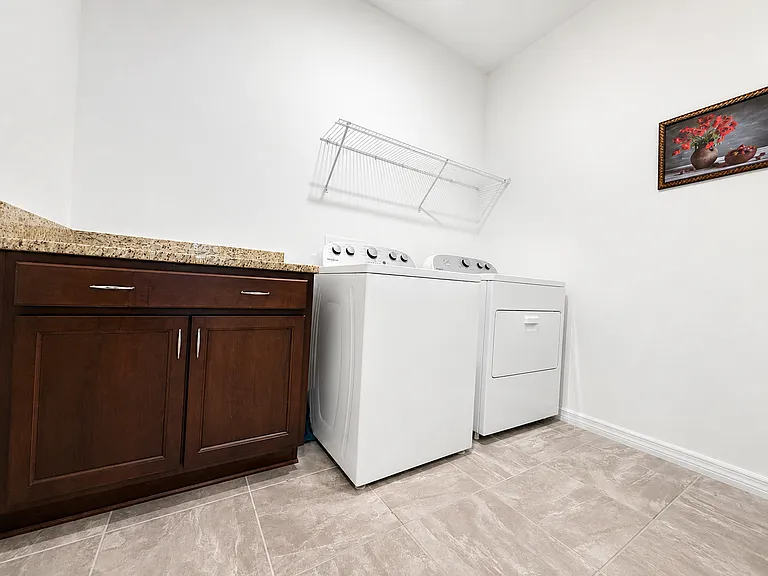 7045 SW 65th St — Photo 14