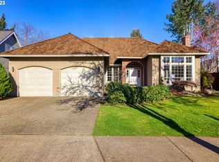 4885 SW Natchez St, Tualatin, OR 97062