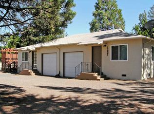 127 W Moore St, Ukiah, CA 95482