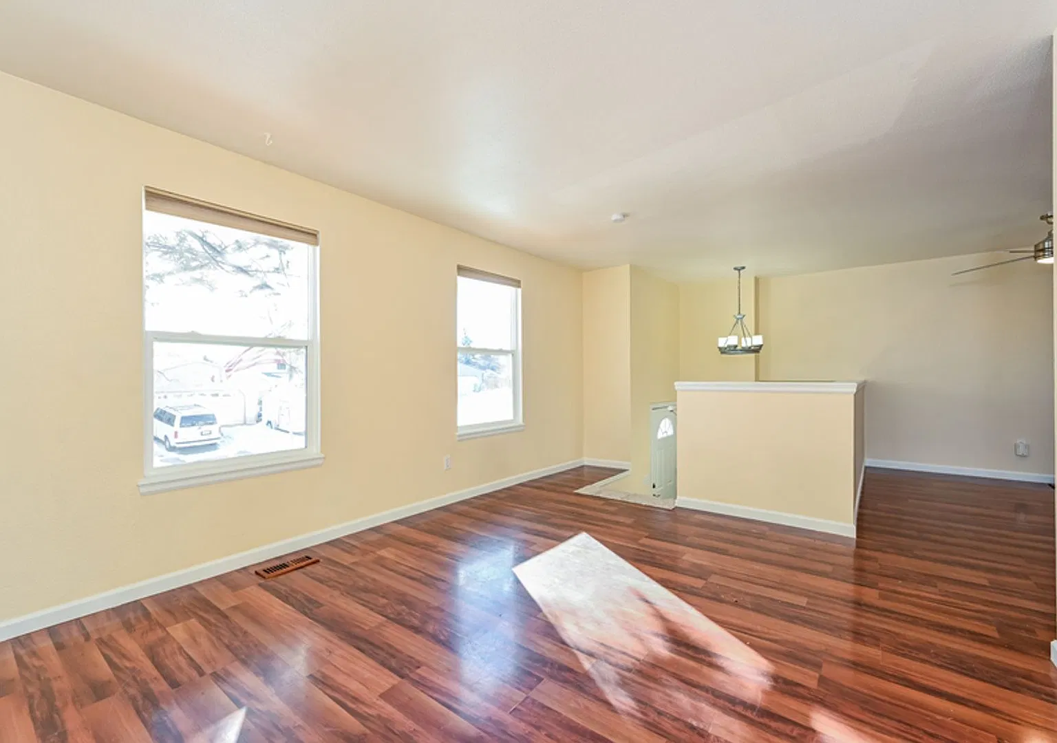 2 Weeks Free Rent & Free 55" Tv If Moved In By 10/15! Beautiful 3bd/2ba Home Near Buckley Space F... — Photo 2
