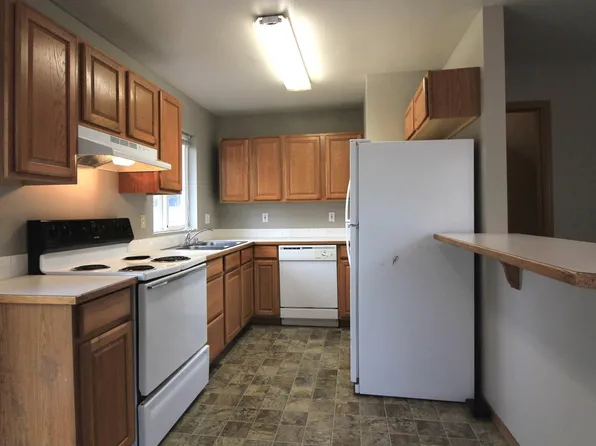 825 S Elm St, Kennewick, WA 99336