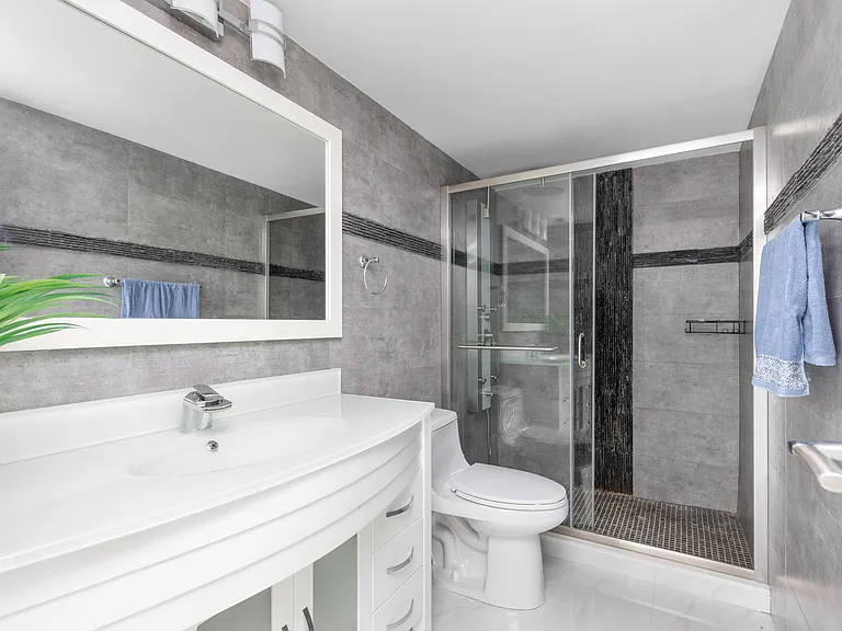 19380 Collins Ave #1527 — Photo 7