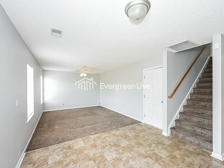 496 Fox Trot Dr — Photo 8